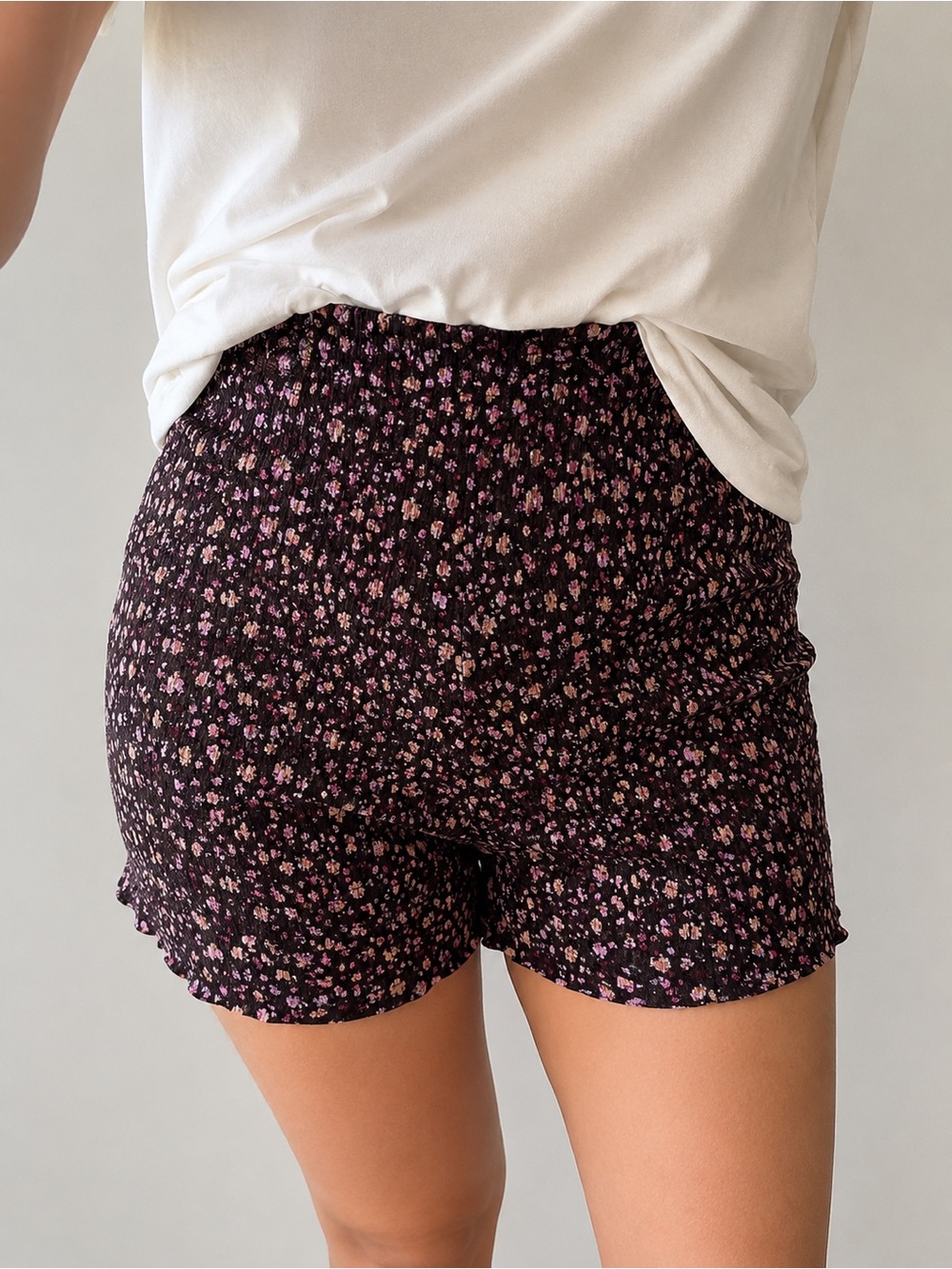 NWT Easel High-Rise Floral Smocked Rayon Shorts | M and L